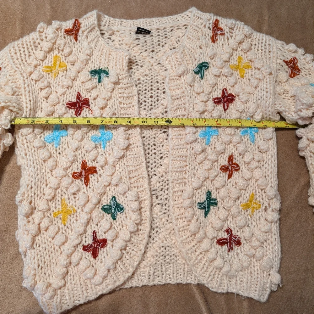 Brand New Sacchi Knit Popcorn Cardigan with Embroidered Accents NWOT - Picture 2 of 8